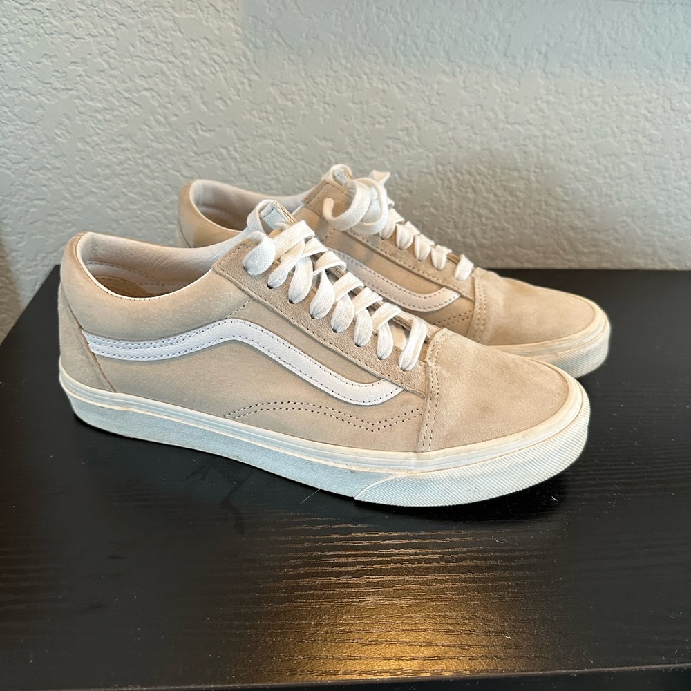 Women’s Tan Vans size 9